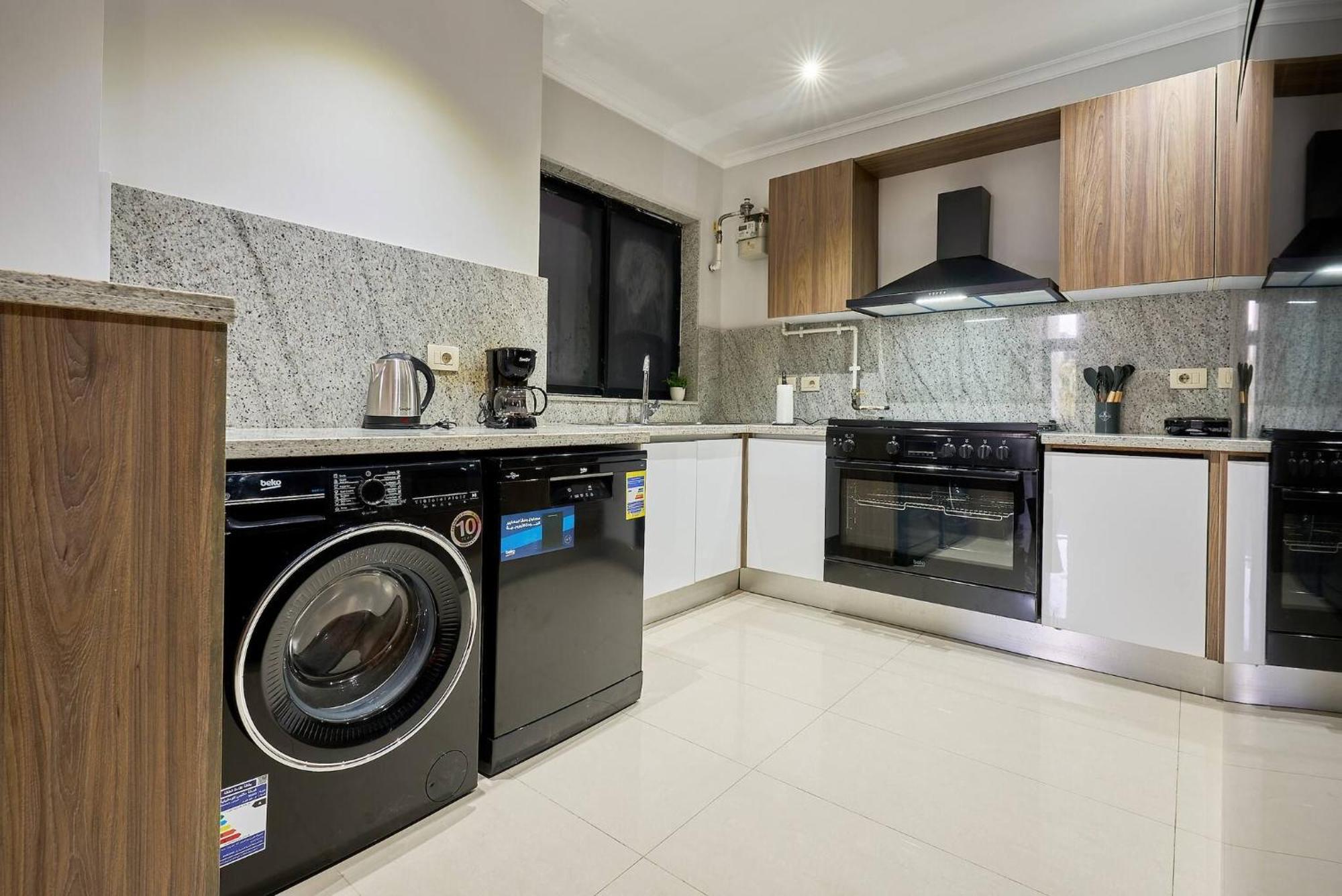 New Homehaven 3br Waterway Cairo